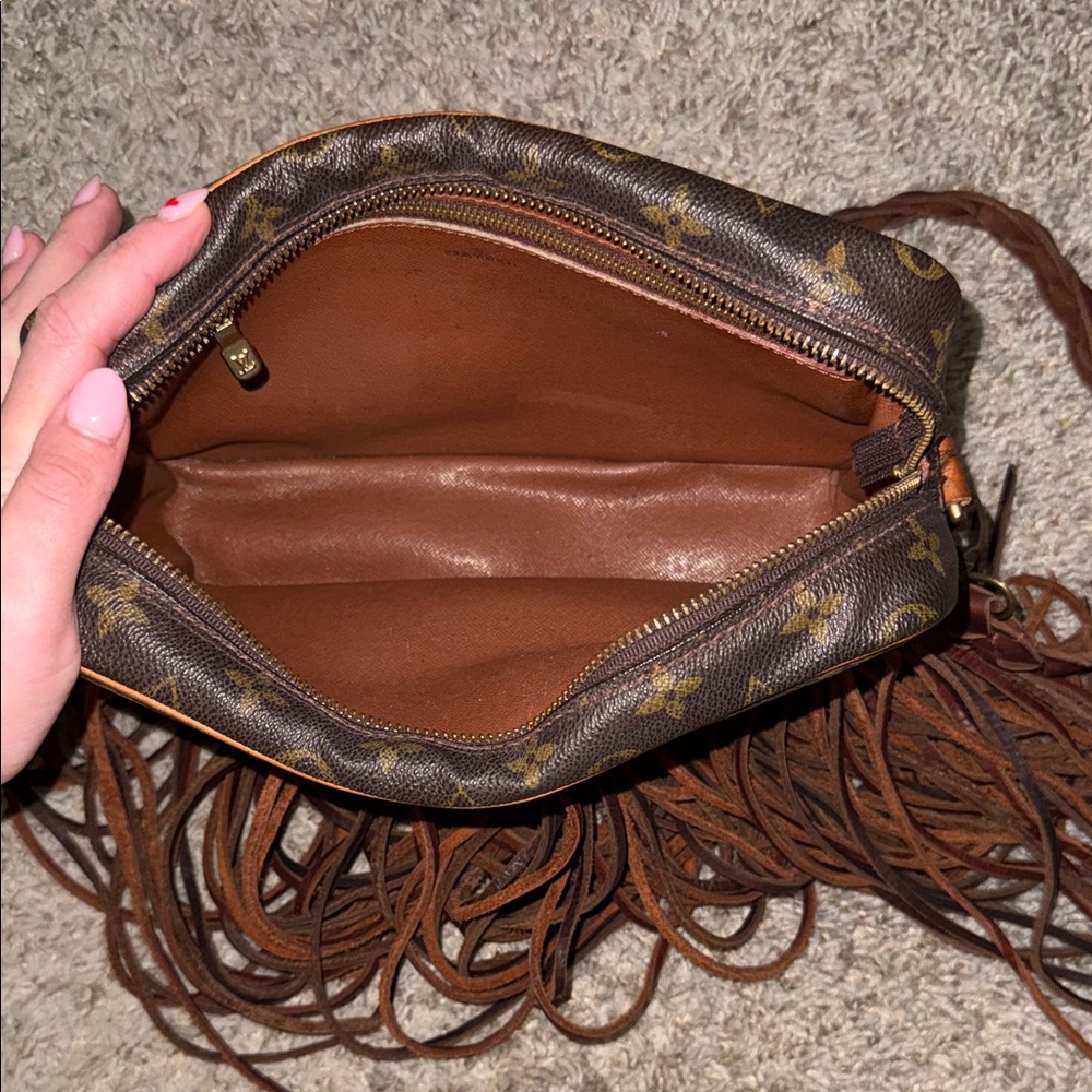 Louis Vuitton Monogram Brown Crossbody with Fringe - Picture 5 of 5